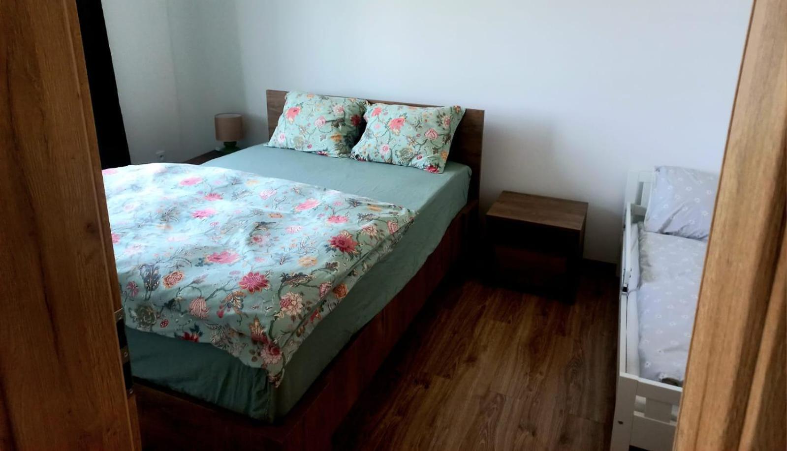 Apartman Violetta Нове-Место-над-Метуйи Экстерьер фото